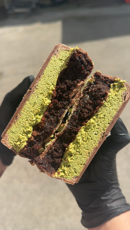 Pistachio Dubai Style Brownie Bar